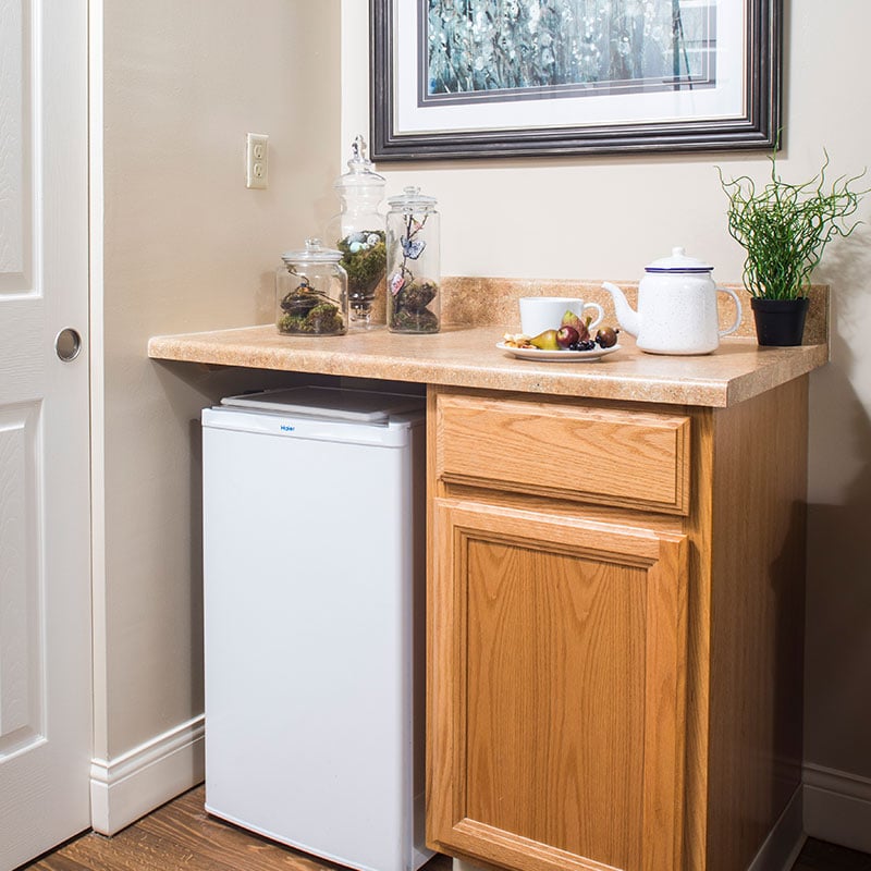 A-comfy-kitchen-nook-in-a-10-Wilmington-Place-senior-living-residence