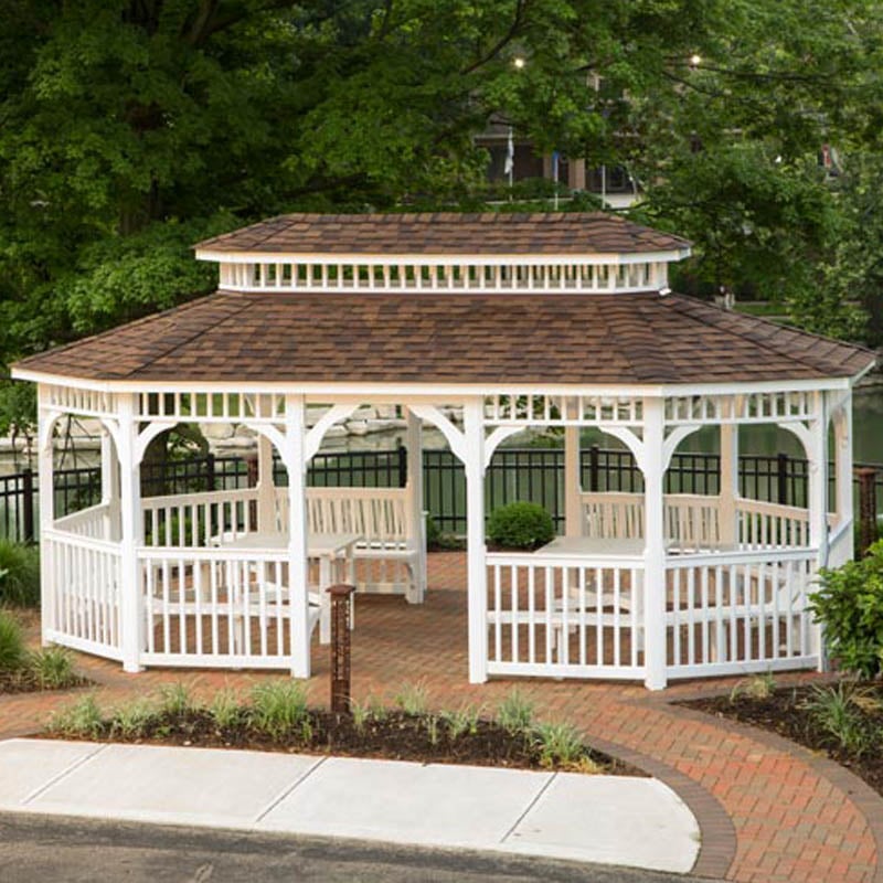 beautiful view of the outdoor gazebo at 10 wilmington place in Dayton