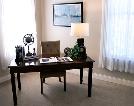 10 Wilmington Place Assisted Living - Den Image
